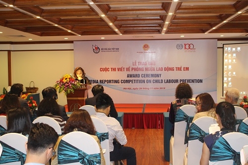 16 tac pham bao chi xuat sac nhan giai cuoc thi viet ve phong ngua lao dong tre em
