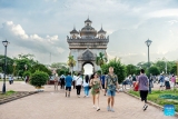 ຈຳນວນນັກທ່ອງທ່ຽວຕ່າງປະເທດ ເຂົ້າມາລາວເພີ່ມຂຶ້ນເປັນສະຖິຕິໃນ 11 ເດືອນ