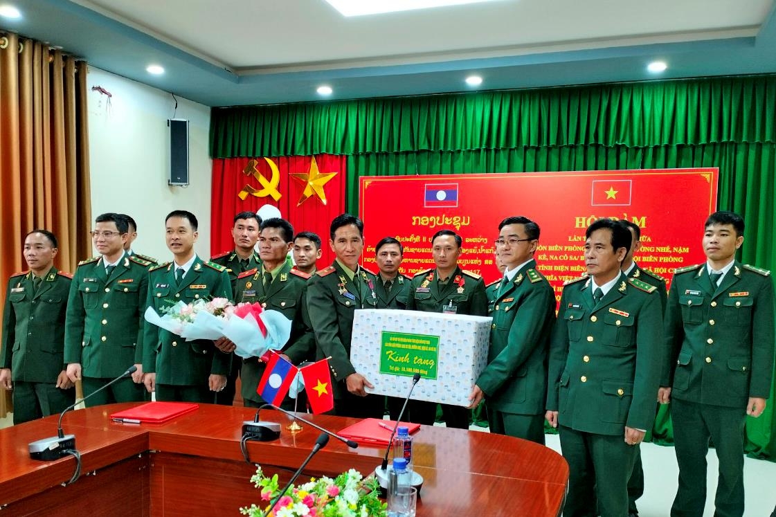 ປັບປຸງການປະສານງານໃນການຄຸ້ມຄອງ ແລະ ປົກປັກຮັກສາຊາຍແດນຫວຽດນາມ - ລາວ ປັບປຸງການປະສານງານໃນການຄຸ້ມຄອງ ແລະ ປົກປັກຮັກສາຊາຍແດນຫວຽດນາມ - ລາວ