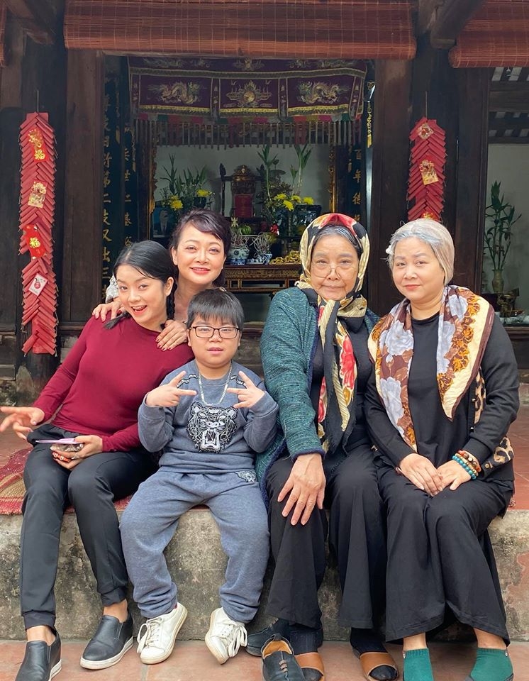 Tin sao Việt 3/1: Trúc Nhân từng làm người thứ 3, Hồ Quang Hiếu bị trộm viếng thăm nhà tin sao viet 31 truc nhan tung lam nguoi thu 3 ho quang hieu bi trom vieng tham nha
