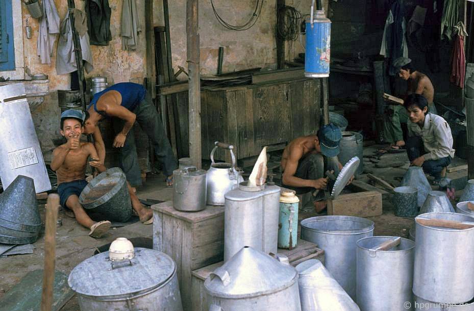 Chùm ảnh: Phố cổ Hội An những năm 90 đẹp nguyên bản qua ống kính nhiếp ảnh gia Đức chum anh pho co hoi an nhung nam 90 dep nguyen ban qua ong kinh nhiep anh gia duc