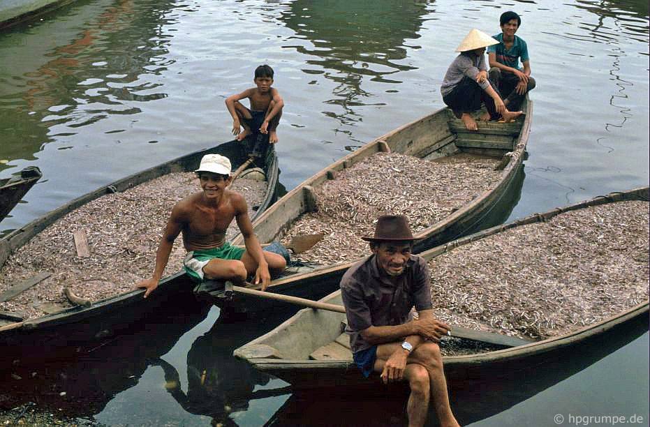 Chùm ảnh màu hiếm về thành phố biển Nha Trang thập niên 90 chum anh mau hiem ve thanh pho bien nha trang thap nien 90