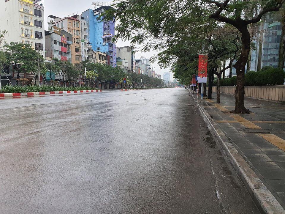 Chùm ảnh: Hà Nội vắng lặng sáng mùng 1 Tết chum anh ha noi vang lang sang mung 1 tet