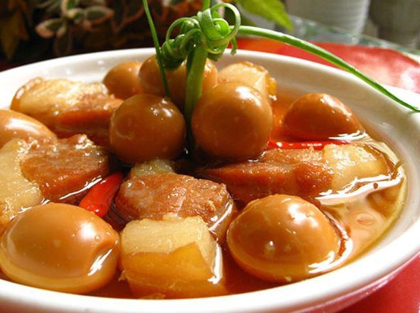 5 món ăn mẹ thường nấu ngày Tết mà ai cũng từng được nếm 5 mon an me thuong nau ngay tet ma ai cung tung duoc nem