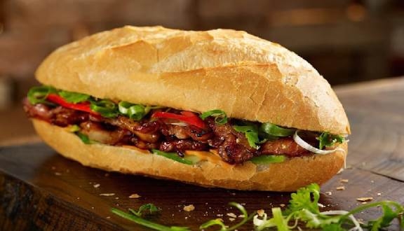 CNN ca ngợi món bún bò Nam Bộ ở Hà Nội là "cực rẻ và ngon tuyệt" cnn ca ngoi mon bun bo nam bo o ha noi la cuc re va ngon tuyet