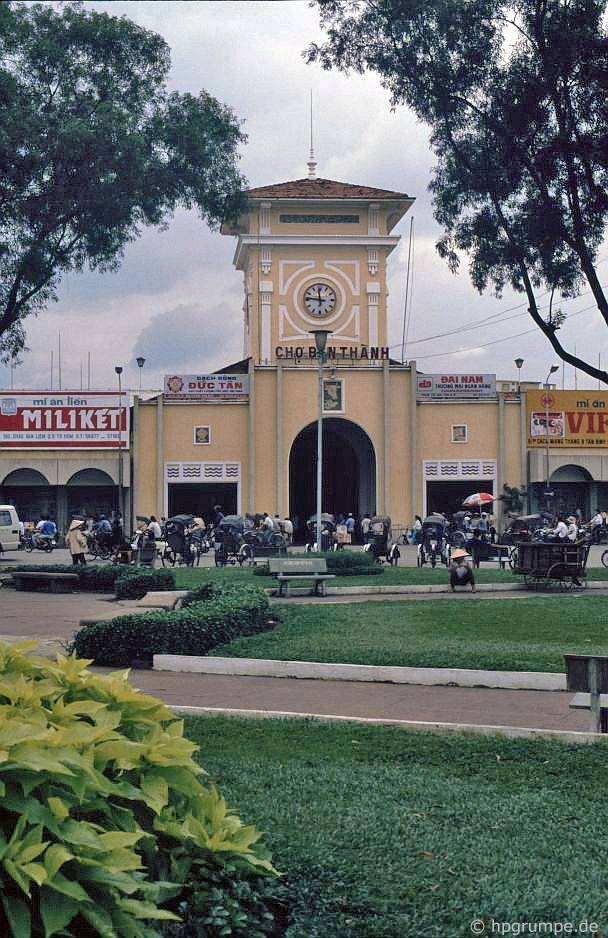 Chùm ảnh hiếm về những khu chợ nổi tiếng ở Việt Nam những năm 90 chum anh hiem ve nhung khu cho noi tieng o viet nam nhung nam 90