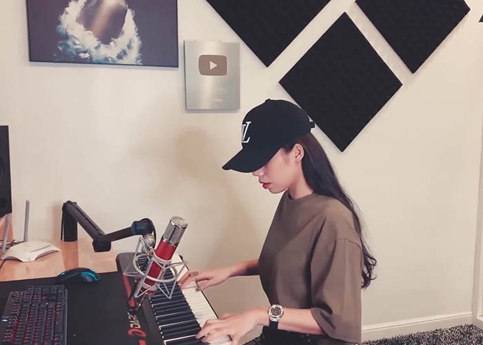 "Thánh cover" Hương Ly phô diễn "sở đoản" hát hụt hơi, chênh phô trên sân khấu thanh cover huong ly pho dien so doan hat hut hoi chenh pho tren san khau