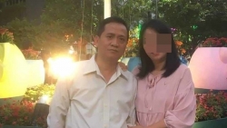 dua ban gai nhi di de nam thanh nien bi cong an bat giu