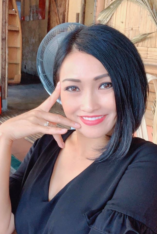 Phương Thanh khóa facebook vĩnh viễn, con gái danh hài Thúy Nga tả mẹ cao 30 cm phuong thanh khoa facebook vinh vien con gai danh hai thuy nga ta me cao 30 cm