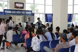 nguoi nghi viec tam thoi vi covid 19 duoc huong luong gan 45 trieuthang