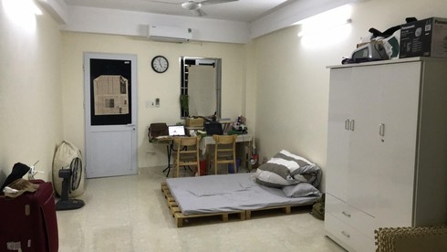 Chung tay vượt dịch Covid-19: Chủ nhà giảm tiền nhà, ông chủ để khách sạn làm nơi cách ly chung tay vuot dich covid 19 chu nha giam tien nha ong chu de khach san lam noi cach ly cho khach nuoc ngoai