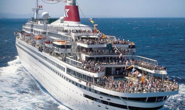 Cuba đồng ý đón tàu du lịch có khách nhiễm Covid-19 cuba dong y don tau du lich co khach nhiem covid 19