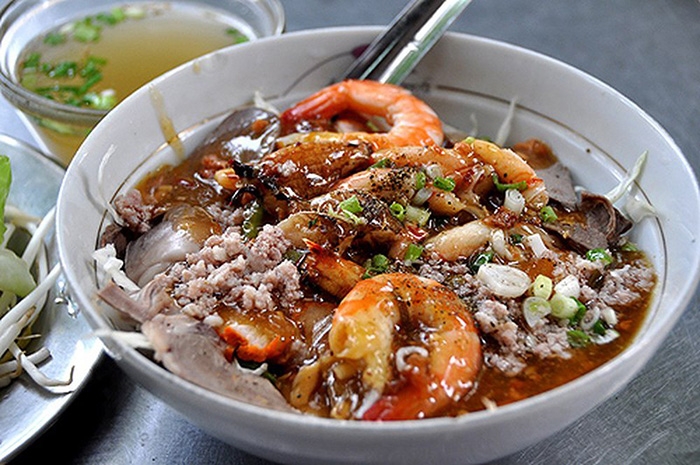 goi y cho viet kieu cac mon ngon nen thu khi ve tham tp hcm