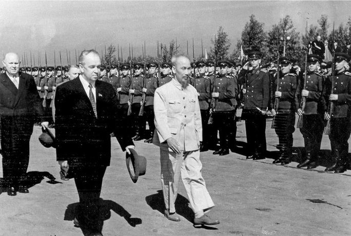 tai ngoai giao lay dong long nguoi cua chu tich ho chi minh