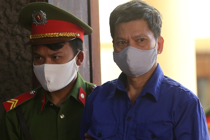 Tin pháp luật 24h nóng nhất hôm nay (21/5): Út Trọc Đinh Ngọc Hệ bào chữa gì trước tòa? tin phap luat 24h nong nhat hom nay 215 ut troc dinh ngoc he bao chua gi truoc toa