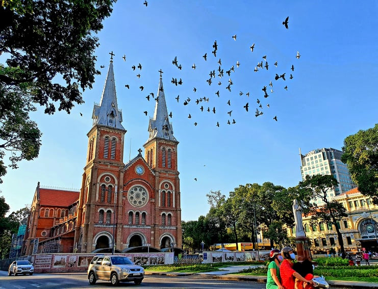 Báo quốc tế bình chọn Nhà thờ Đức Bà Sài Gòn là 1 trong 19 thánh đường đẹp nhất thế giới bao quoc te binh chon nha tho duc ba sai gon la 1 trong 19 thanh duong dep nhat the gioi