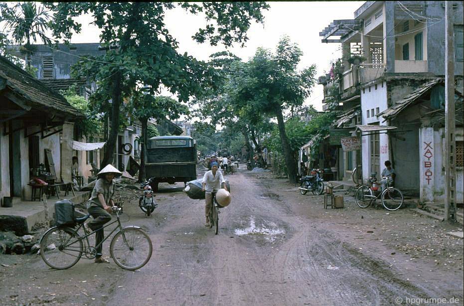 lang gom bat trang lang ran le mat nhung nam 90 co gi dac biet