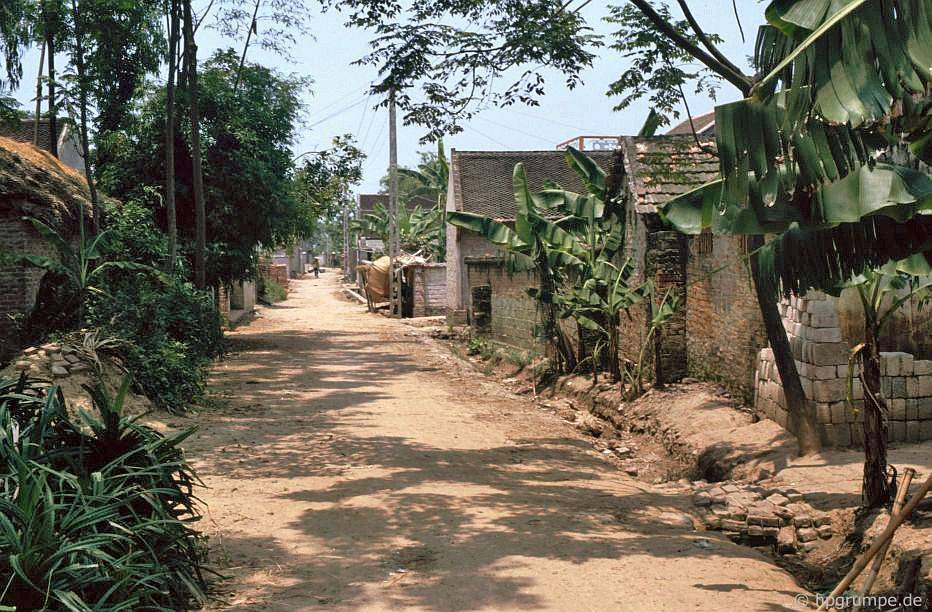 lang gom bat trang lang ran le mat nhung nam 90 co gi dac biet