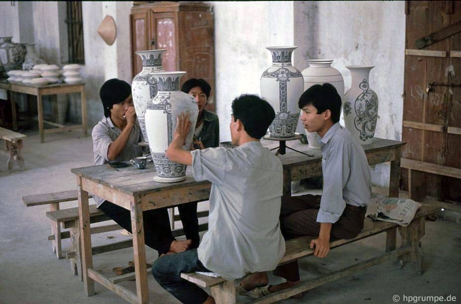 lang gom bat trang lang ran le mat nhung nam 90 co gi dac biet
