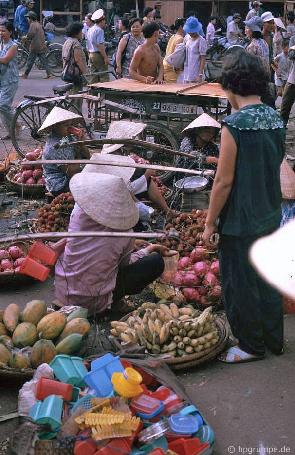Chùm ảnh hiếm có khó tìm về một Sài Gòn rực rỡ những năm 90 chum anh hiem co kho tim ve mot sai gon ruc ro nhung nam 90