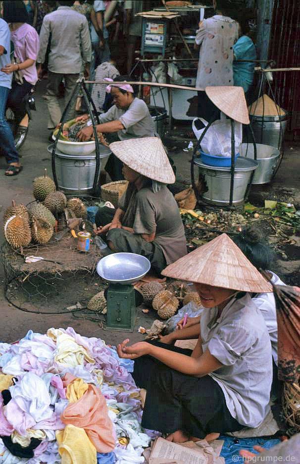 Chùm ảnh hiếm có khó tìm về một Sài Gòn rực rỡ những năm 90 chum anh hiem co kho tim ve mot sai gon ruc ro nhung nam 90