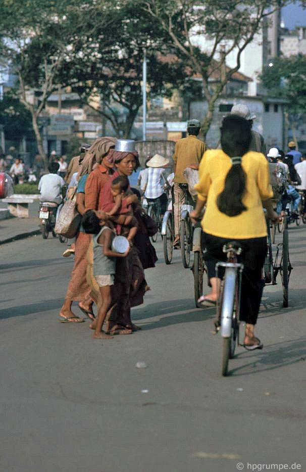 Chùm ảnh hiếm có khó tìm về một Sài Gòn rực rỡ những năm 90 chum anh hiem co kho tim ve mot sai gon ruc ro nhung nam 90