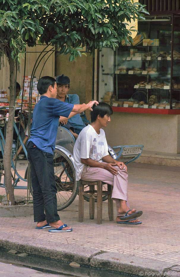 Chùm ảnh hiếm có khó tìm về một Sài Gòn rực rỡ những năm 90 chum anh hiem co kho tim ve mot sai gon ruc ro nhung nam 90