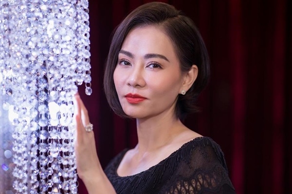 Thu Minh hoãn ra mắt MV mới vì bức xúc vụ Văn Mai Hương bị phát tán clip nhạy cảm thu minh hoan ra mat mv moi vi buc xuc vu van mai huong bi phat tan clip nhay cam