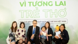 tong lanh su trung quoc tai thanh pho ho chi minh trao hon 100 trieu dong cho benh vien cho ray