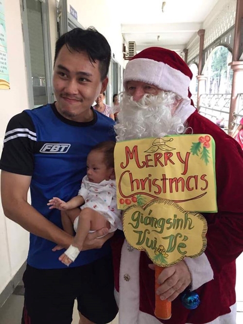 Cựu binh Mỹ dùng Facebook để bạn bè biết Việt Nam đã thay đổi cuu binh my dung facebook de ban be biet viet nam da thay doi