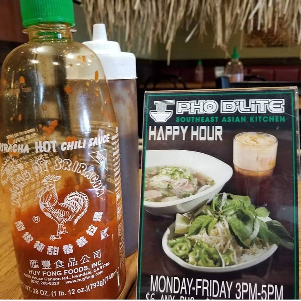 Ẩm thực Việt tỏa sáng tại Phở D'Lite, Canada am thuc viet toa sang tai pho dlite canada