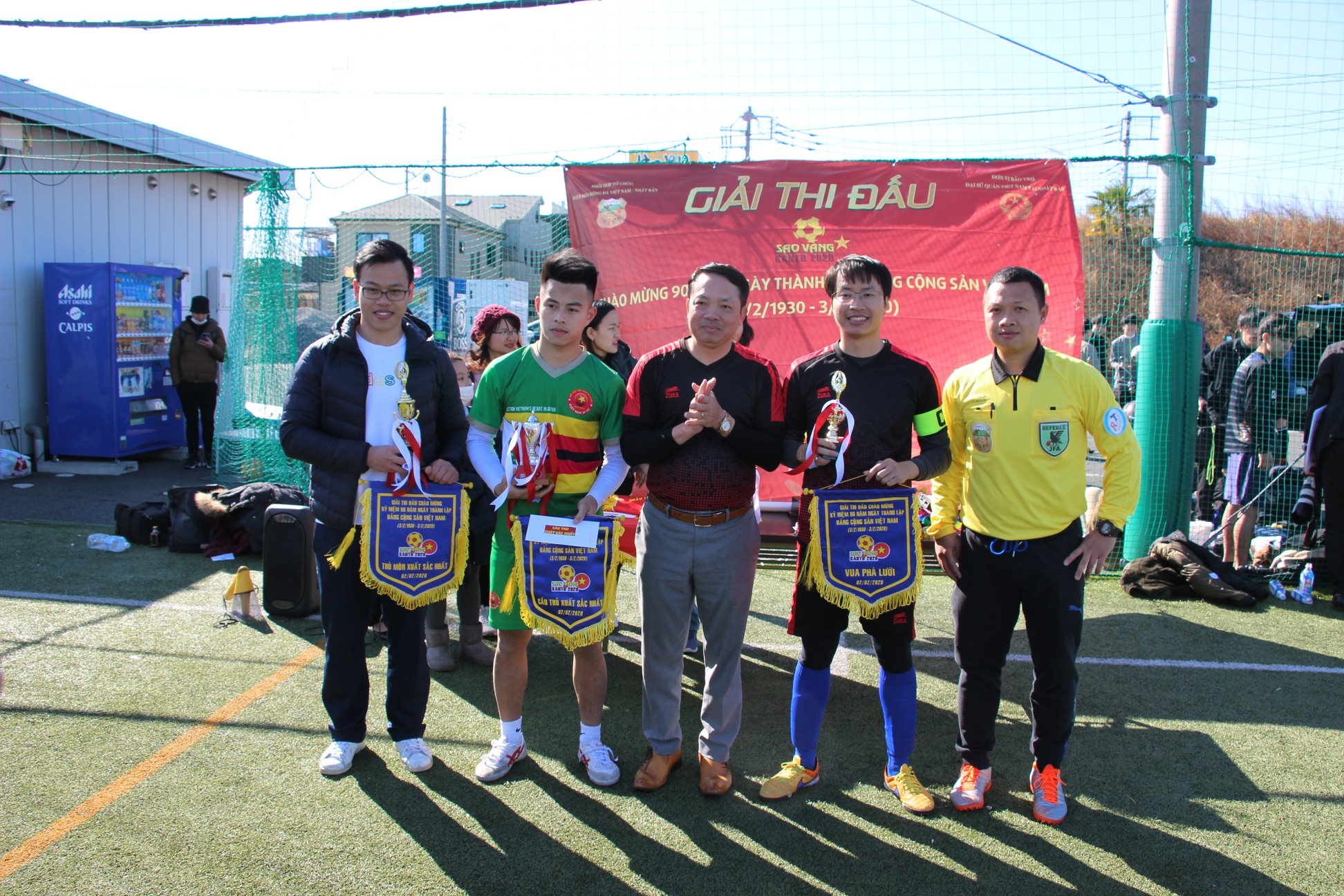 hon 200 cau thu tham du giai bong da sao vang kanto 2020 tai nhat ban