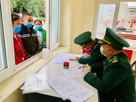 Hà Giang tiếp nhận hơn 50 công dân Việt Nam trở về từ Trung Quốc ha giang tiep nhan hon 50 cong dan viet nam tro ve tu trung quoc