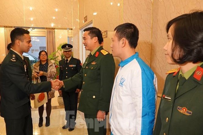 Sĩ quan trẻ Quân đội nhân dân Việt Nam và Quân đội Cộng hòa Ấn Độ tọa đàm, giao lưu lần thứ 8 si quan tre quan doi nhan dan viet nam va quan doi cong hoa an do toa dam giao luu lan thu 8