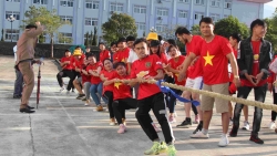 bo doi bien phong viet nam trao tang khau trang va thiet lap duong day nong giup cac tinh giap bien cua lao va campuchia