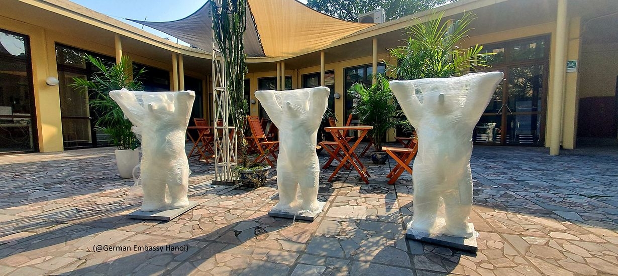 "Vẽ trang trí gấu Buddy" nhân kỷ niêm 45 năm quan hệ Việt Nam-Đức se chon ra 3 y tuong xuat sac de ve trang tri gau buddy nhan ky niem 45 nam quan he viet nam duc