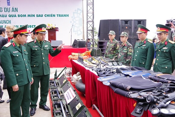 KOICA hỗ trợ Việt Nam rà phá 3.000 ha bom mìn tại Quảng Bình và Bình Định năm 2020 koica ho tro viet nam khac phuc hau qua bom min sau chien tranh