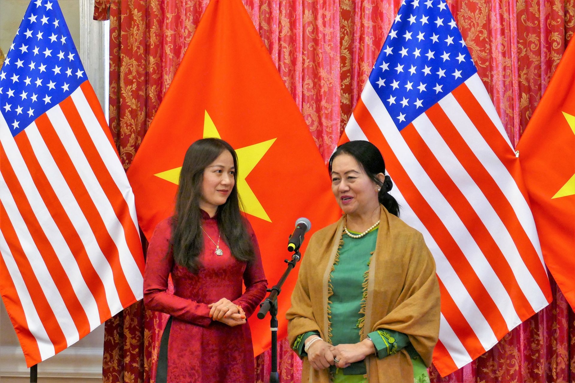 Hơn 100 thành viên tham gia chuỗi các hoạt động của Hội Phụ nữ ASEAN tại Hoa Kỳ hon 100 thanh vien tham gia chuoi cac hoat dong cua hoi phu nu asean tai hoa ky