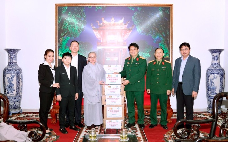 Hội Phật tử Việt Nam tại Hàn Quốc thăm và tặng quà Trung tâm cách ly người từ vùng dịch trở về hoi phat tu viet nam tai han quoc tham va tang qua trung tam cach ly nguoi tu vung dich tro ve