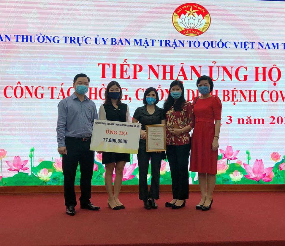 Hội hữu nghị Việt Nam-Hungary thành phố Hà Nội quyên góp 17 triệu đồng chống dịch COVID-19 hoi huu nghi viet nam hungary thanh pho ha noi quyen gop 17 trieu dong chong dich covid 19