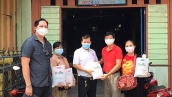 dai su quan va hoi nguoi viet nam hop truc tuyen dua ra cac bien phap ung pho covid 19 tai ba lan