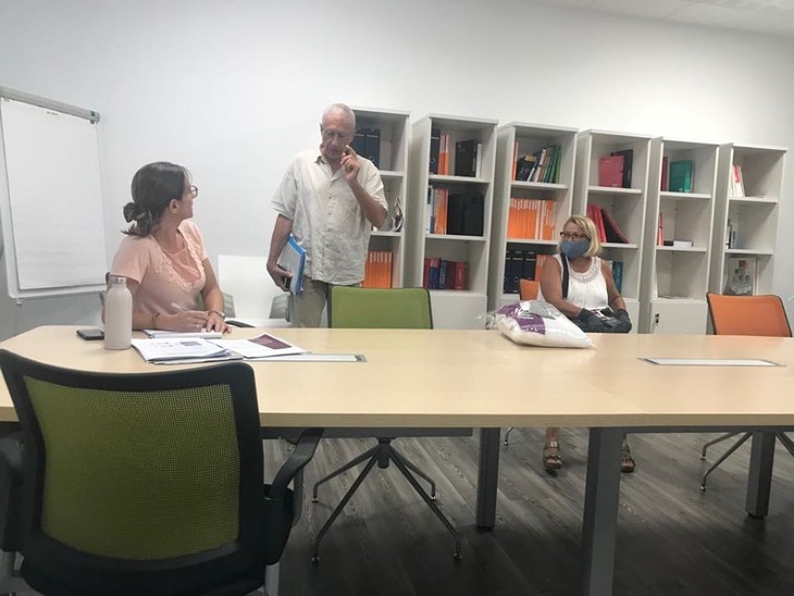 Người Việt tại Nouvelle-Caledonia nhận may 1,5 triệu khẩu trang miễn phí phòng dịch COVID-19 nguoi viet tai nouvelle caledonia nhan may 15 trieu khau trang mien phi phong dich covid 19