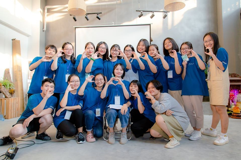 chuyen chua biet ve nhung 10x gianh hoc bong khung cua vien ky thuat va khoa hoc may tinh vinuni