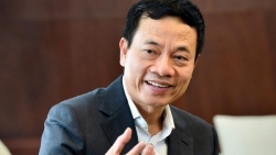 bo truong nguyen van the noi gi ve de xuat bat den xe ca ngay