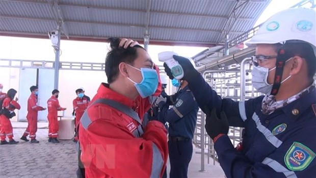 Cách ly 104 chuyên gia nước ngoài làm việc tại Nghi Sơn, Thanh Hóa cach ly 104 chuyen gia nuoc ngoai lam viec tai nghi son thanh hoa