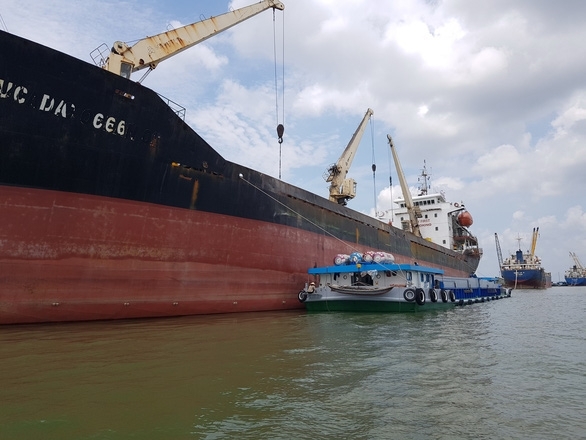 Kiến nghị Thủ tướng cho xuất khẩu lô gạo đưa vào cảng ngày 24/3 kien nghi thu tuong cho xuat khau lo gao dua vao cang ngay 243