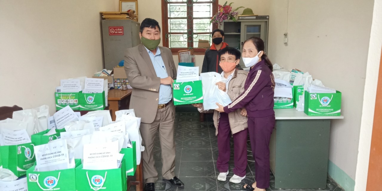 ACDC tổ chức nhiều hoạt động giúp người khuyết tật vượt khó trong COVID-19 acdc to chuc nhieu hoat dong giup nguoi khuyet tat vuot kho trong covid 19
