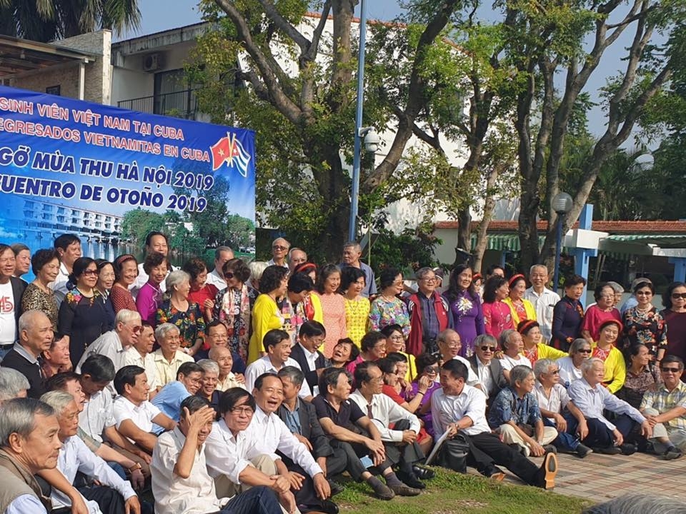Câu lạc bộ cựu sinh viên Việt Nam tại Cuba quyên góp hơn 700 triệu đồng ủng hộ nước bạn chống COVID-19 cau lac bo cuu sinh vien viet nam tai cuba quyen gop hon 700 trieu dong ung ho nuoc ban chong covid 19