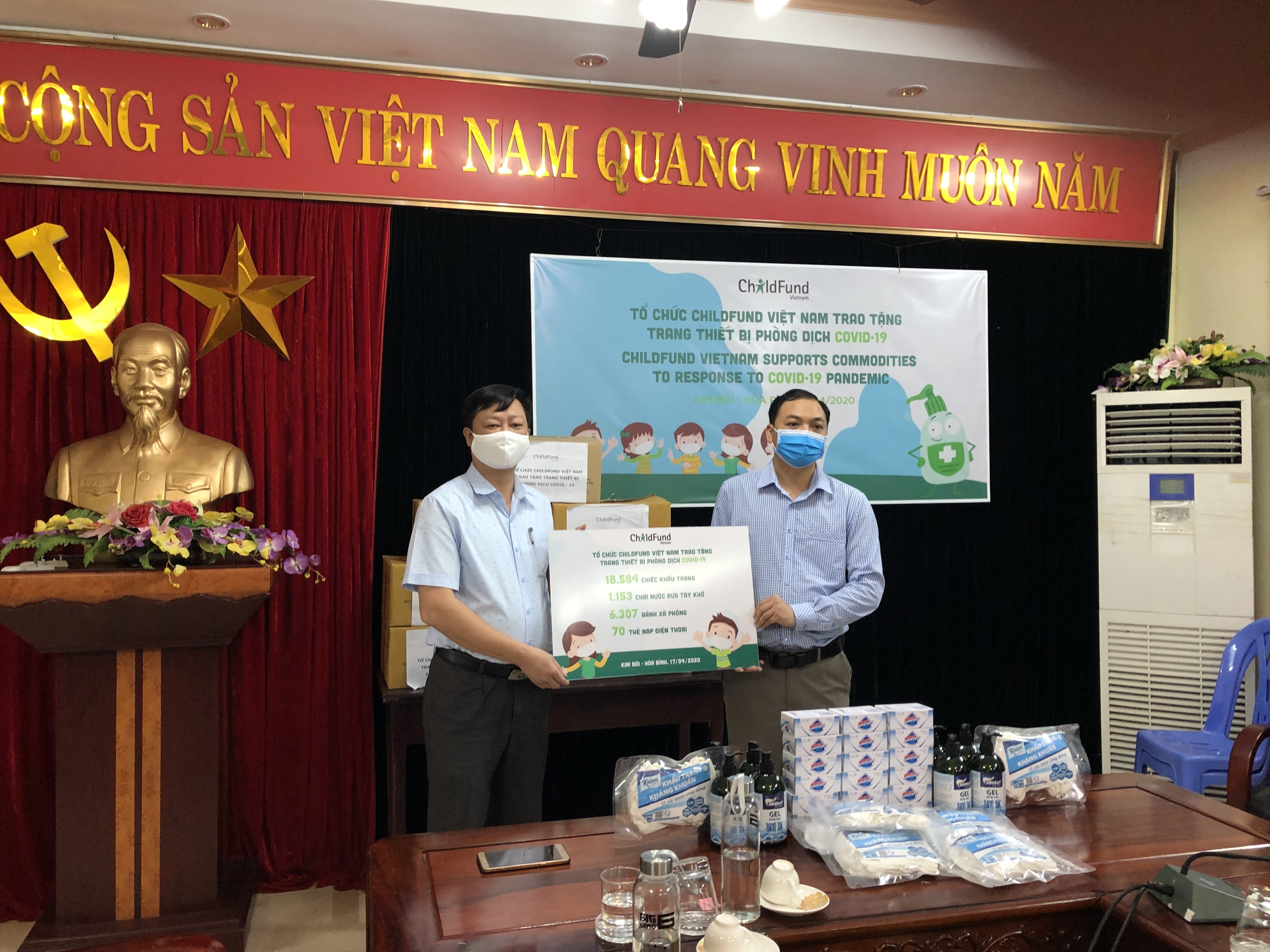 ChildFund Việt Nam thực hiện gói hỗ trợ khẩn cấp giúp hơn 27000 trẻ em và gia đình phòng chống dịch COVID-19 childfund viet nam ho tro hon 27000 tre em va gia dinh phong chong dich covid 19
