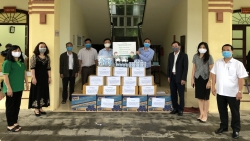 operation smile vietnam hop tac to chuc giai chay marathon keu goi giup do tre em kem may man